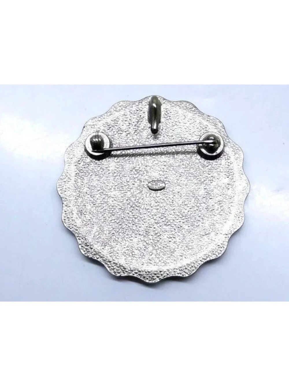 Chanel 99a brooch